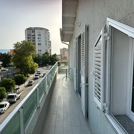 Kanaj And Appartement *