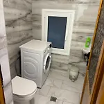 Kanaj And Apartman *