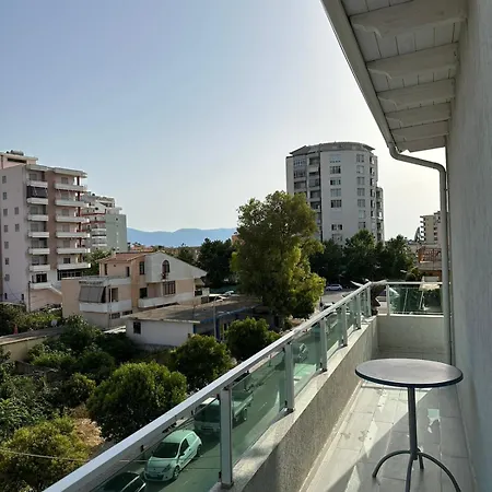 Kanaj And Appartement Vlorë