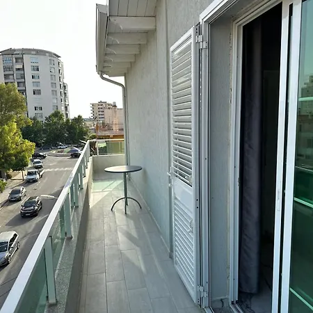 Apartment Kanaj And