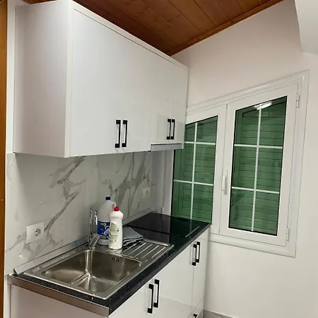 Kanaj And Appartement Vlorë